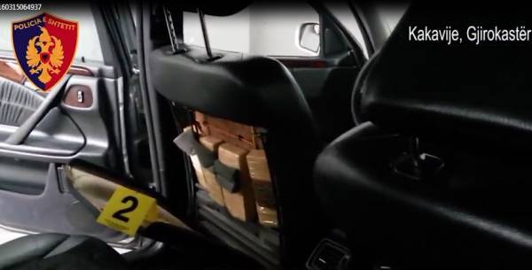 VIDEO/ Kakavijë, kapet 56 vjeçari me 5 kg heroine. Ja ku ishte fshehur droga!