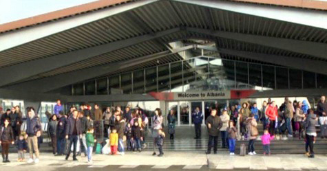 PROTESTA/ Porti Durrës, kompania gjermane hedh në rrugë 300 punëtorë të ngarkim-shkarkimit