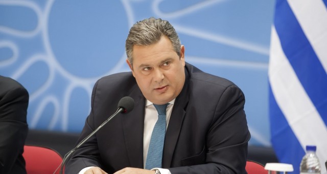 Ministri grek Kamenos kercenon Tiranën, deklaratat e Ramës më kujtojnë nazizmin