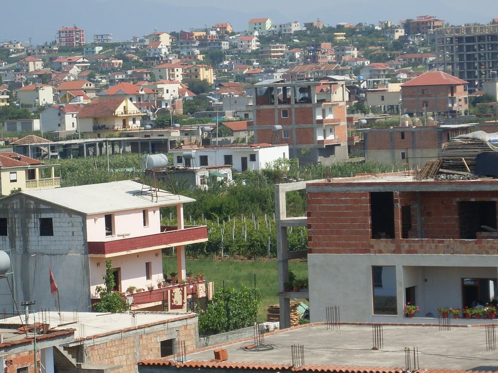 Kryefamiljari i jep fund jetës në Kamëz, nuk pagoi dot faturën e dritave