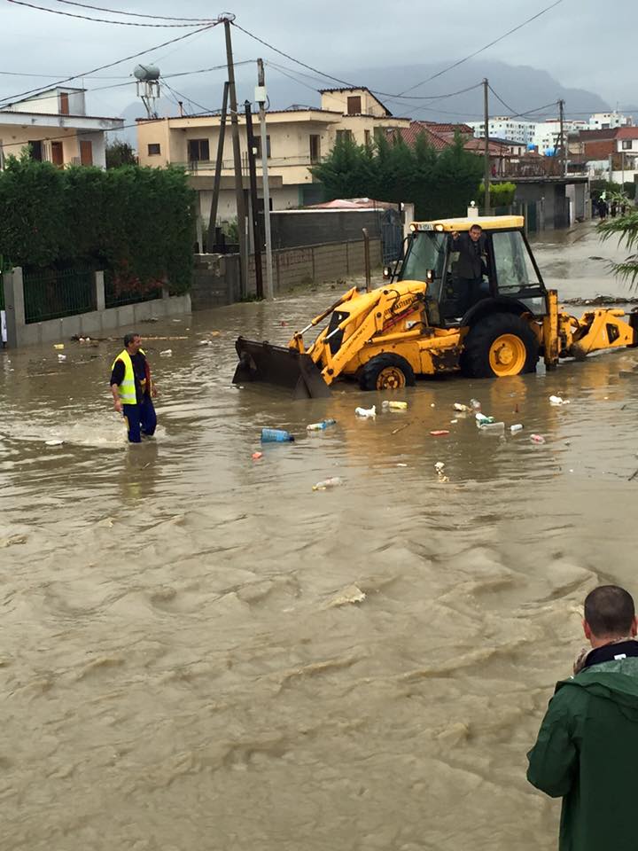 Bashkia e Tiranës: Ja rrugët që do përmbyten nesër!