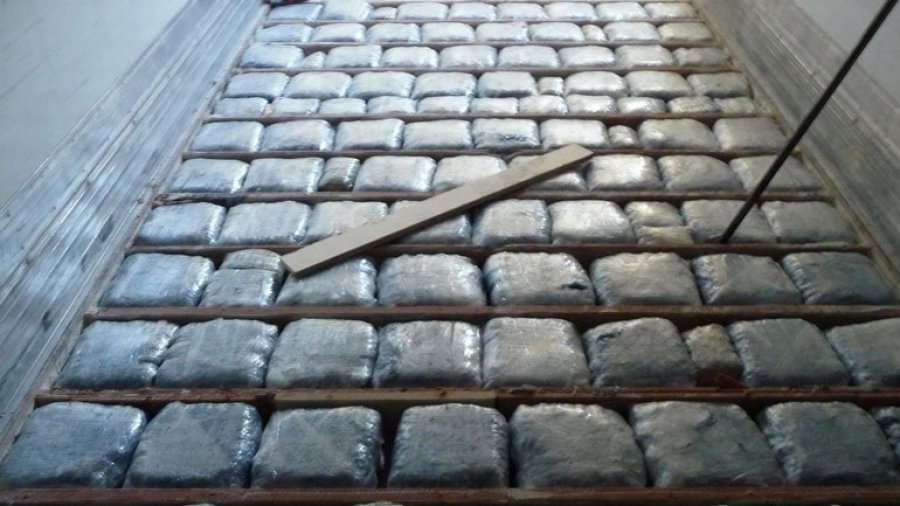 Kapet në kamion mbi 1 ton drogë shqiptare në Greqi