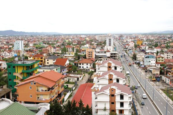 Komisariati i policisë nr. 5 bllokon investimet në Kamëz, janë në spotin e Gjicit