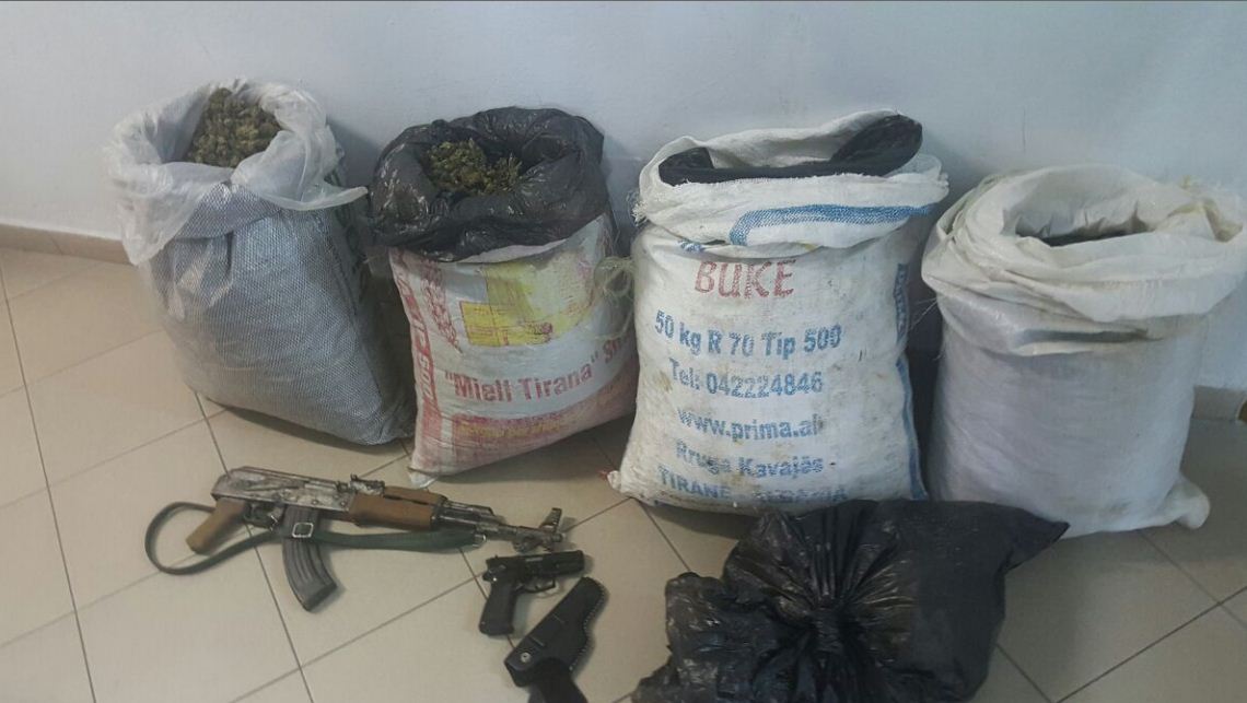 Operacioni “Agimi”, në pranga oficeri i ushtrisë dhe 5 të tjerë