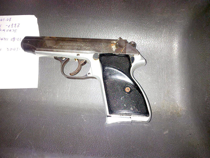 Kavajë, “matin forcat” me pistoletë në palestër, plagoset një person, 3 në pranga