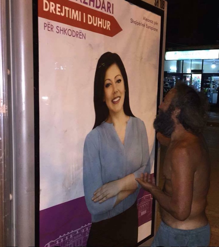 FOTO LAJM/ I fiksuar pas Keti Bazhdarit…!