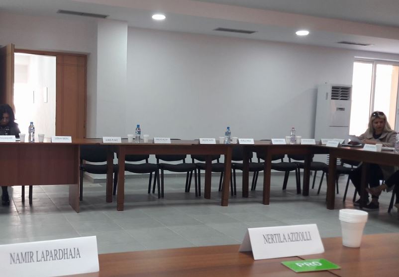 Berat, këshilltarët e PS-së braktisin kryebashkiakun e LSI-së, por ja shkaku