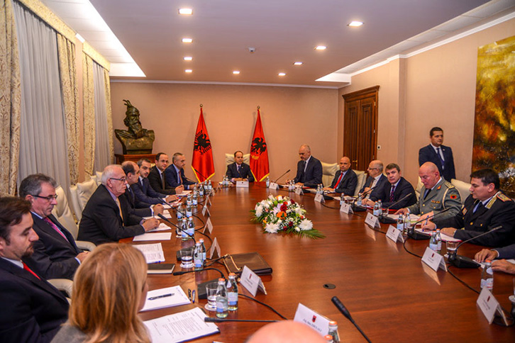 Presidenti mbledh Këshillin e Sigurisë Kombëtare: Nuk ka vend për panik, janë marrë masat e nevojshme antiterror