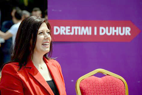 “Keti Bazhdari e vuri pasurinë duke kërcënuar me pistoletë”