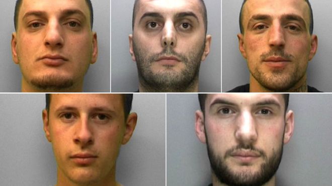 VIDEO/ Angli, rrëmbyen bashkëkombësin, pranga 5 shqiptarëve, mes tyre dhe pengu