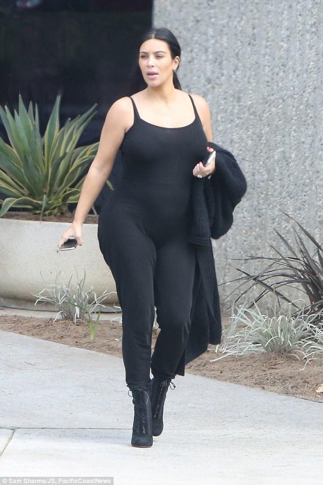 Kim Kardashian kur vishet…, vishet keq