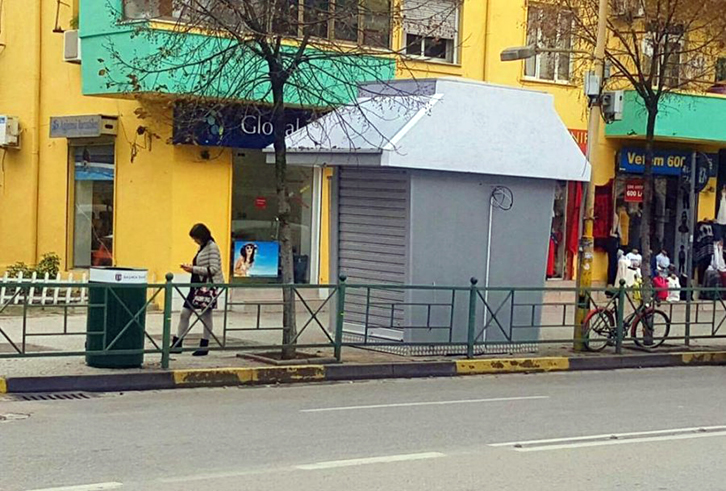 VIDEO/ Gënjeshtra e Erion Veliajt me kioskat që kanë mbushur Tiranën