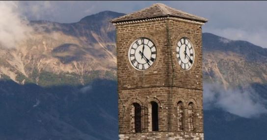 Vodhën Kishën Ungjillore, kapen dy adoleshtentë