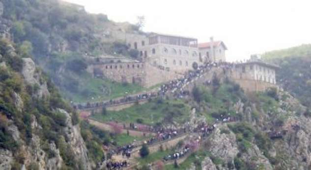 Kanë nisur pelegrinazhet te Kisha Shna Ndout