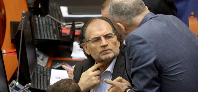 Rrjetet sociale për reformën në PS: Koco nga 2K u bë 3K