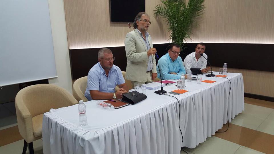 FOTO/Kokëdhima fillon nga puna e “Komisarit të Jugut”