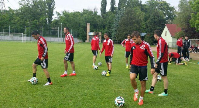 EURO 2016/ Kombëtarja kuqezi vijon përgatitjet, sot stërvitje në Perroc Guirec