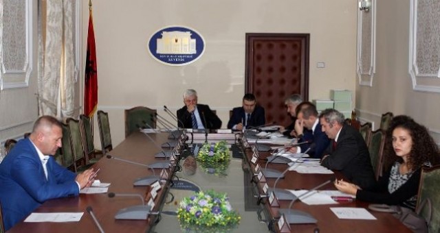 Bllokohet Komisioni i Ligjeve, PD vijon bojkotin