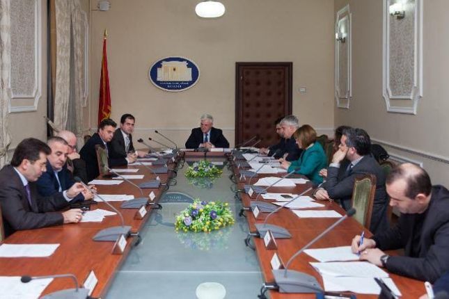 PS bllokon dialogun politik, mazhoranca rrëzon edhe kushtin e dytë të PD