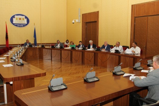 REPLIKAT/ Zgjedhja e Presidentit, Meta ironizon Ruçin në mbledhjen e Konferencës së Kryetarëve