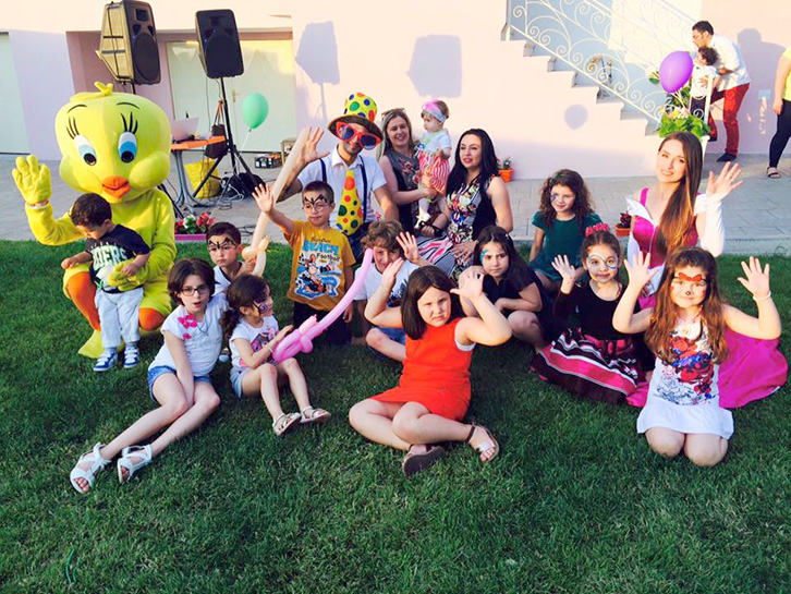 IRONIKE/ Dhuna ndaj 3-vjeçarit, ministrja e Arsimit “lan duar”, kopshti ishte pa licencë