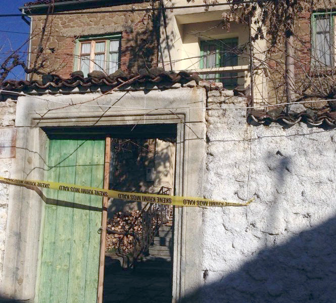 Korçë, zjarr në një banesë, humb jetën 82-vjeçari i vetmuar