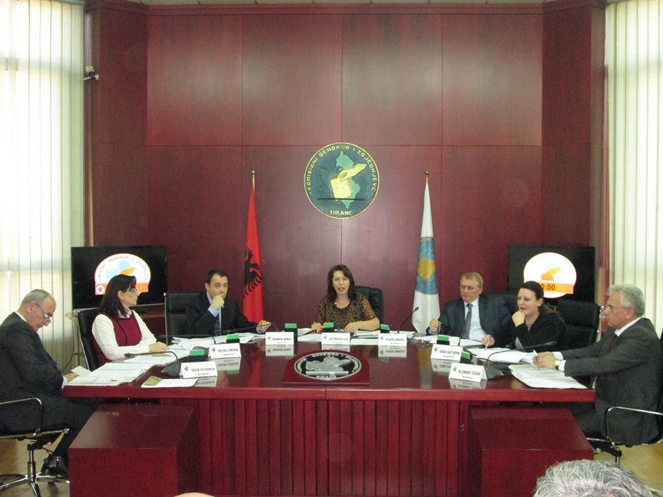 PD, LSI, PBDNJ dhe PDIU regjistrohen në limitin e kohës, deri sot 28 parti zyrtarisht në garë