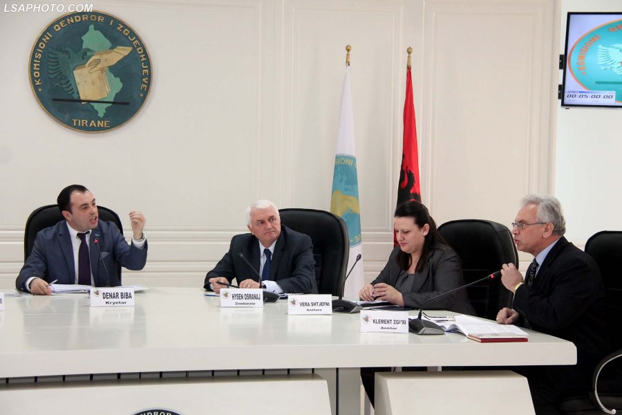 KQZ gjobit PS-në, nuk respektoi kuotat e barazisë gjinore