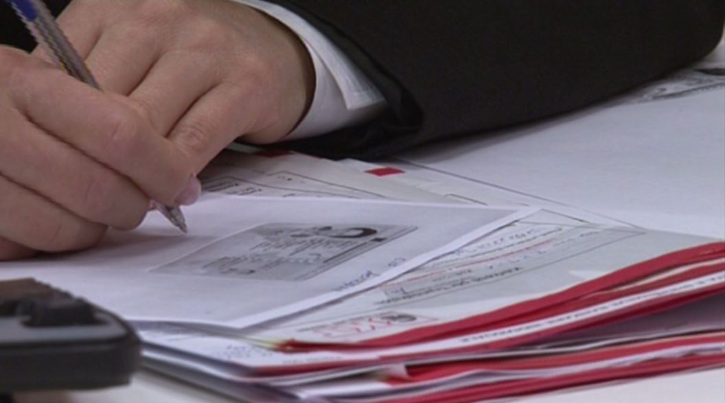 SKANDALI/ Denohet me 20 vite burg, mashtroi për të marrë 5 kredi në banka