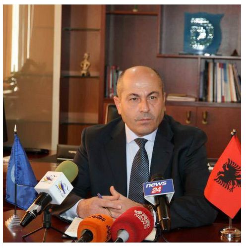 Kreu i PD së Durrësit Osman Stafa padit Vangjush Dakon për shpërdorim fondesh