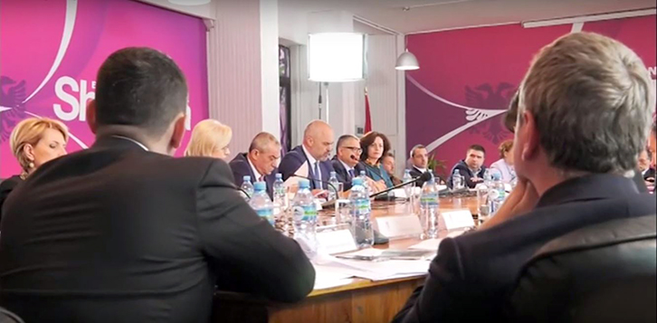 Edi Rama karikon kryesinë: I bëjmë 71 vota pa LSI-në