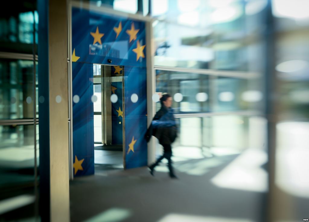 Dialog i vështirë Kosovë – Serbi, por në rrugën e duhur