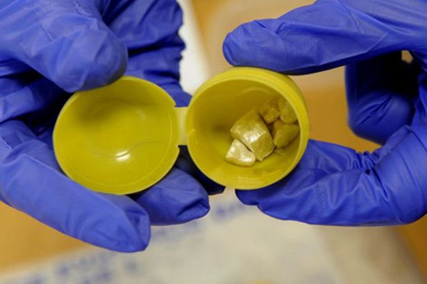 Itali, shqiptarët surprizojnë në trafikimin e drogës me “kinder surprise”