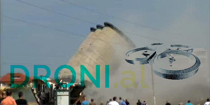 FOTO LAJM/ Shembet objekti 30 metër i lartë në Tiranë