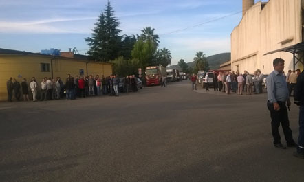 200 punëtorë të Kurum, grevë për largimin nga puna