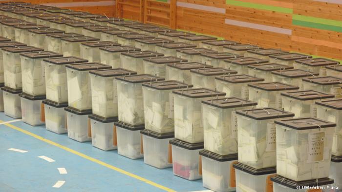 Tiranë, numërohen 4 kutitë e para, udhëheq Halim Kosova