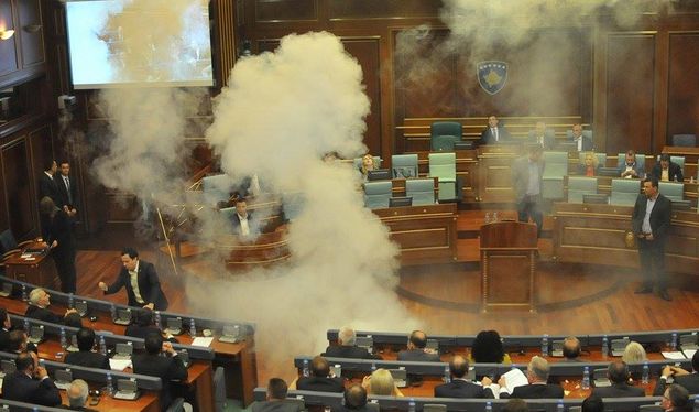 Kosovë, skanera për zbulimin e bombave me gazin lotsjellës