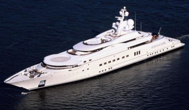 Shqiptarët emigrojnë në Angli me jaht luksoz, kapen 17 klandestinë