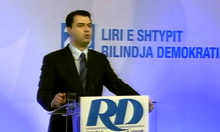 CEREMONIA/ RD 25 vjet zëdhënëse e shtypit të lirë