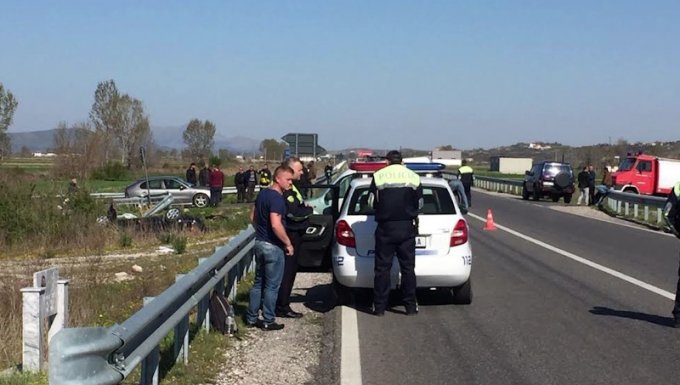 LEZHË/Dy persona në rrezik pas aksidentit në Gjadër