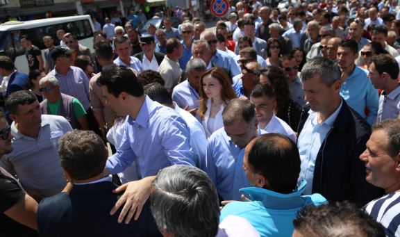 DIALOGU NË LEZHË/Basha tregon ku do i gjejë lekët kur të jetë Kryeministër