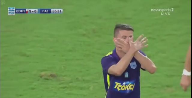 Andi Lila gol dhe shqiponjë në stadiumin grek, turfullojnë tifozët