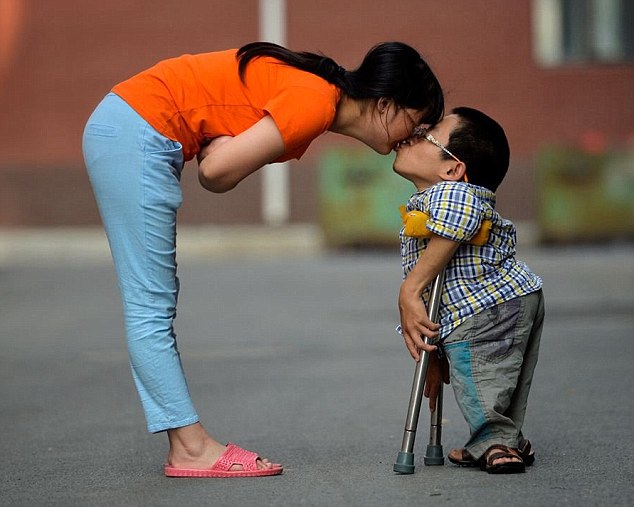 Historia e mrekullueshme e dashurisë së liliputit dhe gruas së tij