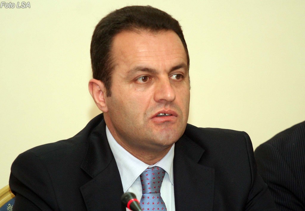 Adriatik Llalla: Prokurori i Durrësit, ambasada nuk besoi se do të kthehej në Shqipëri