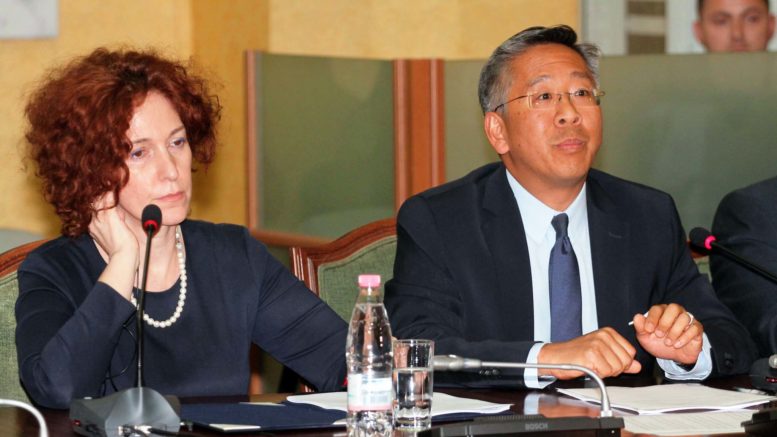 Dështon takimi i Metës, Ramës e Bashës. Ambasadorët nuk do të marrin pjesë