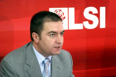 LSI sulm indirekt ndaj PS. Luan Rama: Pazari në bashkinë e Pogradecit, ia kaloi atij të Rroskovecit