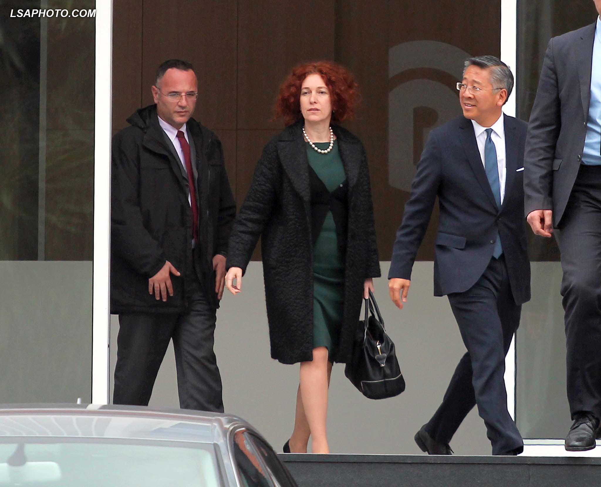 Lu dhe Vlahutin në mbledhjen e grupit të PD-së