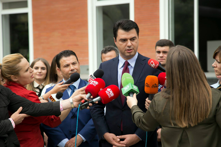 LULZIM BASHA/ Rama poshtëroi shqiptarët kur ju tha…, “jeni të gjithë përdhunues si Elvisi”