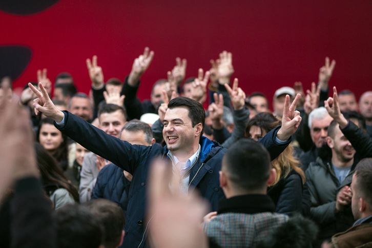 Basha nuk ndalet, dialog vetëm për qeverinë teknike