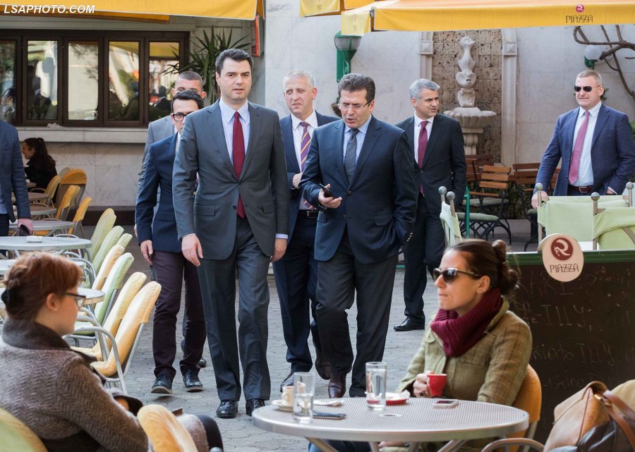 Basha, drekë tjetër pune me 7 ambasadorë të BE-së